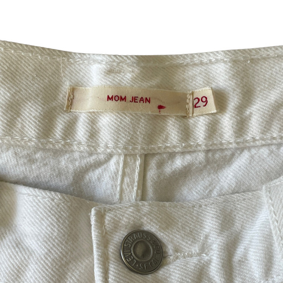 Levi’s Mom Jean Distressed White  -  Size 29 - Picture 3 of 14